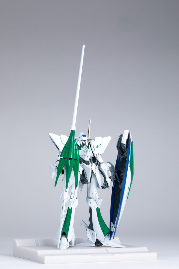 1/144プラモデル「ファイブスター物語」エンゲージSR3 後期型 Newtype