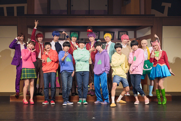 おそ松さん on STAGE～SIX MEN'S SHOW TIME～〈2枚組〉 おそ松さん on STAGE ～SIX MEN'S SHOW TIME～2nd SEASON DVD