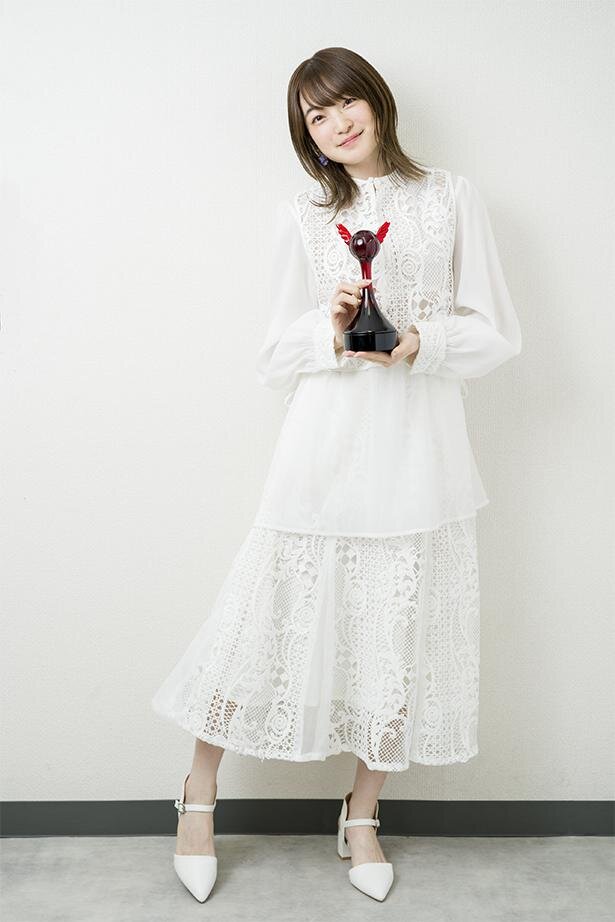 第15回「声優アワード」で、助演女優賞を受賞した上田麗奈さん