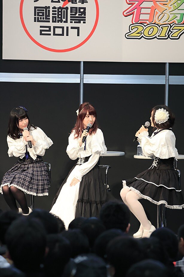 テレビアニメ「天使の3P！」のスペシャルステージより <br>(C)2016 蒼山サグ/KADOKAWA　アスキー・メディアワークス/リトルウィング