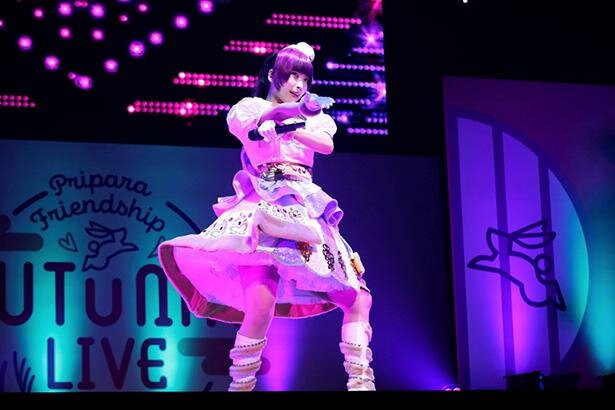 華園しゅうか<br>(C)T-ARTS/syn Sophia /テレビ東京 /IPP製作委員会