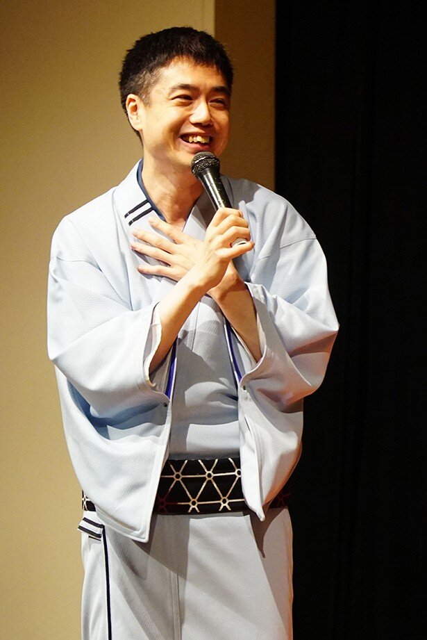 稽古番を務めたご存じ立川志ら乃師匠<br>