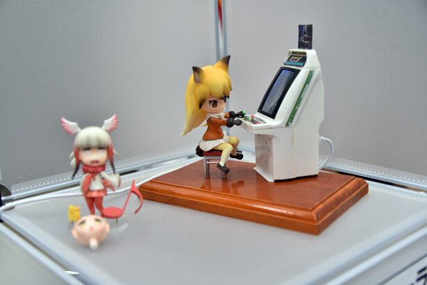 水色病の「けものフレンズ」トキ＆キタキツネ<br> (C)けものフレンズプロジェクト/KFPA