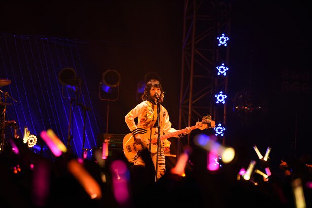鰐淵エモコ役の吉岡茉祐さん<br> (C) 2014 Donuts Co. Ltd. All rights reserved.