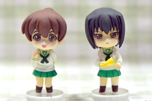 左から、GREEN LILYによる小山柚子と河嶋桃<br>(C)GIRLS und PANZER Finale Projekt