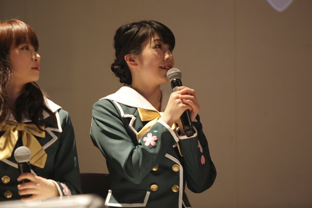柳原可奈子さん<br>(C)バドミントンガールズ / DMMGAMES