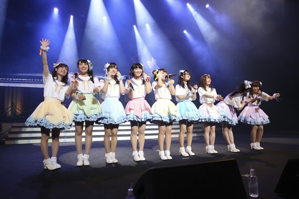 「温泉むすめ」の3rdライブ「温泉むすめ 3rd LIVE “NOW ON☆SENSATION!! Vol.3”～ワイワイワッチョイナ!!～」より<br>(C)温泉むすめ/Enbound, Inc.