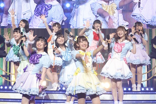 「温泉むすめ」の3rdライブ「温泉むすめ 3rd LIVE “NOW ON☆SENSATION!! Vol.3”～ワイワイワッチョイナ!!～」より<br>(C)温泉むすめ/Enbound, Inc.
