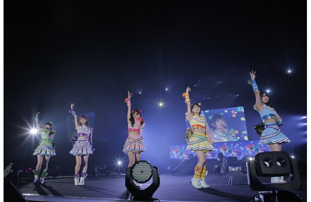 KIRAKIRAホログラム/わーすた<br>(C) T－ARTS / syn Sophia / テレビ東京 / PCH製作委員会