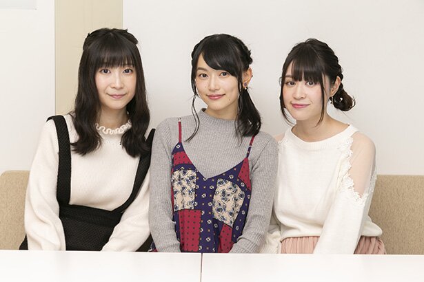 「Tokyo 7th シスターズ」から新ユニット「七花少女」がデビュー。左から桜木アミサさん、宝木久美さん、森千早都さん。<br>