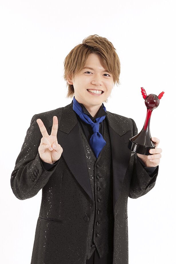 第13回「声優アワード」で主演男優賞を受賞した内田雄馬さん<br>