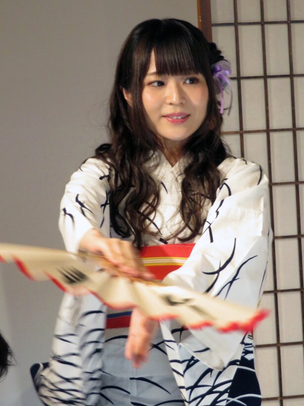 芸妓体験の様子<br>(C)温泉むすめ/Enbound, Inc.
