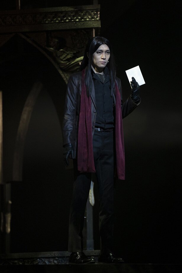 「ロード・エルメロイⅡ世の事件簿 -case.剥離城アドラ-」プレビュー公演より<br>(C)三田誠・TYPE-MOON / LEM STAGE PROJECT