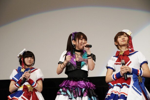 「劇場版プリパラ」の魅力を語るi☆Risの若井友希、山北早紀、澁谷梓希(左から)。作中では彼女たち3人でDressing Pafeというユニットを結成している<br>(C)T－ARTS / syn Sophia / 劇場版プリパラ