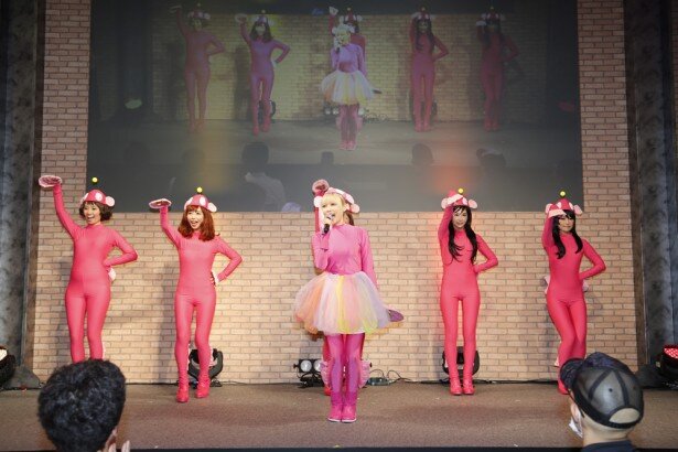 佐咲紗花さんが「あんこう音頭」盆踊りバージョンを披露<br>(C)GIRLS und PANZER Projekt IV号戦車日本上陸作戦実行委員会