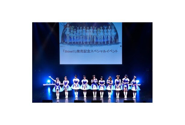 左から大空直美さん・五十嵐裕美さん・大坪由佳さん・上坂すみれさん・福原綾香さん・黒沢ともよさん・松嵜麗さん・山本希望さん・青木瑠璃子さん・高森奈津美さん<br>
