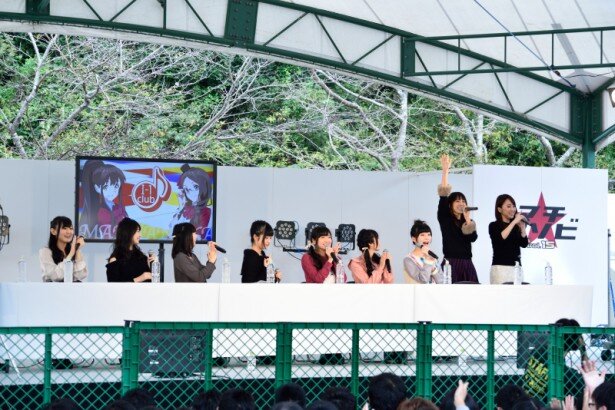 イベント中盤からは加藤英美里さんと福原香織さんも登場<br>