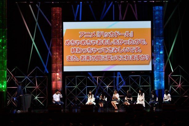 奥野さんからアニメの2期を期待する質問が出ると、岩朝プロデューサーからは「できるだけ期待に応えたい。ツイッターなどで応援してください！」というコメントが<br>