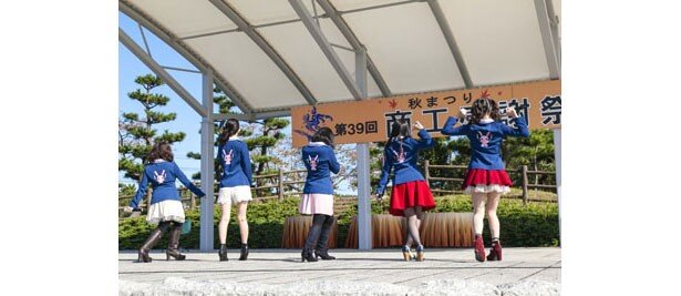BDの特典ディスク1に収録されたイベント「ハートフル・ラビット・ファンミーティング」の様子<br>(C)GIRLS und PANZER Film Projekt