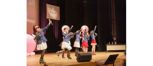 BDの特典ディスク1に収録されたイベント「ハートフル・ラビット・ファンミーティング」の様子<br>(C)GIRLS und PANZER Film Projekt