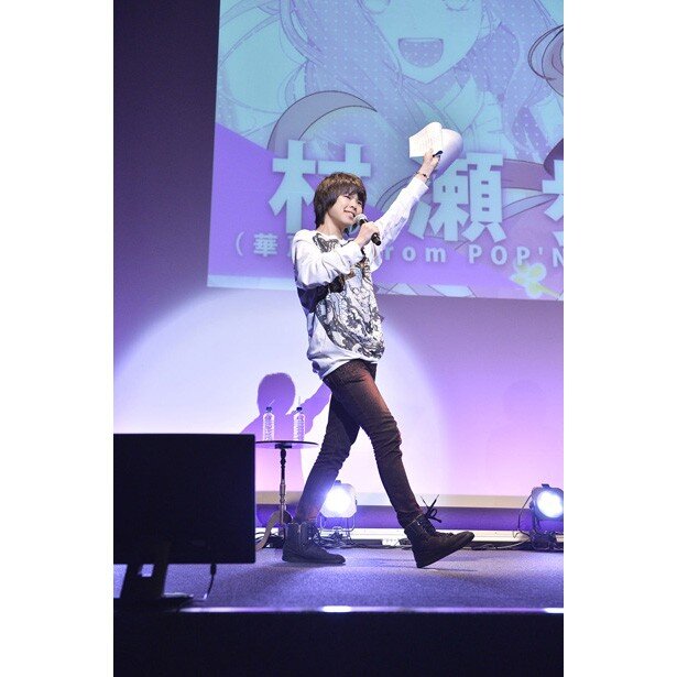 華房心役として、朗読劇では自由奔放なアドリブを効かせていた村瀬歩さん<br>