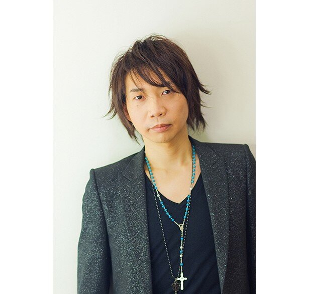 出久たちのクラスの担任・相澤消太を担当する諏訪部順一さん<br>