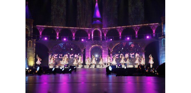 光り輝くステージで夜露士苦の挨拶！「アイドルマスター シンデレラ