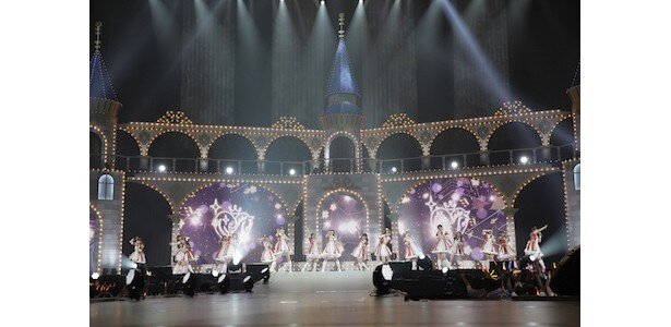 光り輝くステージで夜露士苦の挨拶！「アイドルマスター シンデレラ