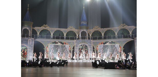光り輝くステージで夜露士苦の挨拶！「アイドルマスター シンデレラ