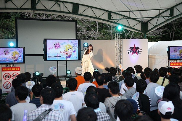 「ウィッチマスター マジカルライブ」ステージの様子<br>