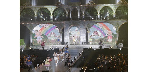 「シンデレラガールズ」4thライブさいたまスーパーアリーナ公演1日目より<br>