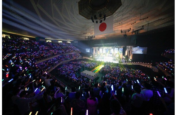 「i☆Ris 4th Anniversary LIVE ～418～」の様子<br>