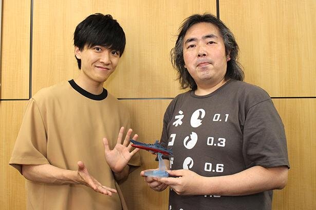 左から、土門竜介を演じる畠中祐さん、シリーズ構成・脚本を担当した福井晴敏さん