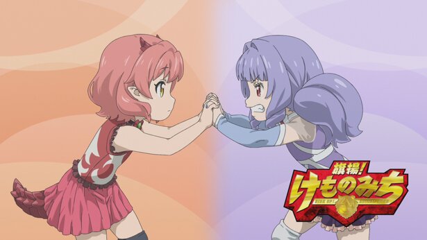花子とイオアナのフィンガーロック。花子は余裕の表情